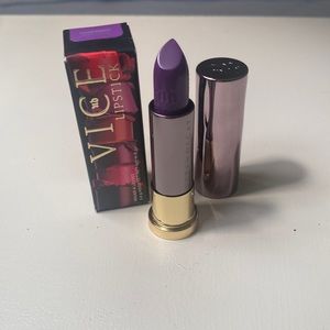 Urban Decay Lipstick